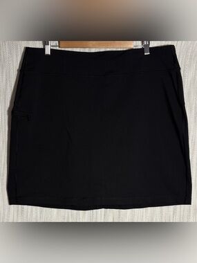Duluth Trading Co Black Active Skort
